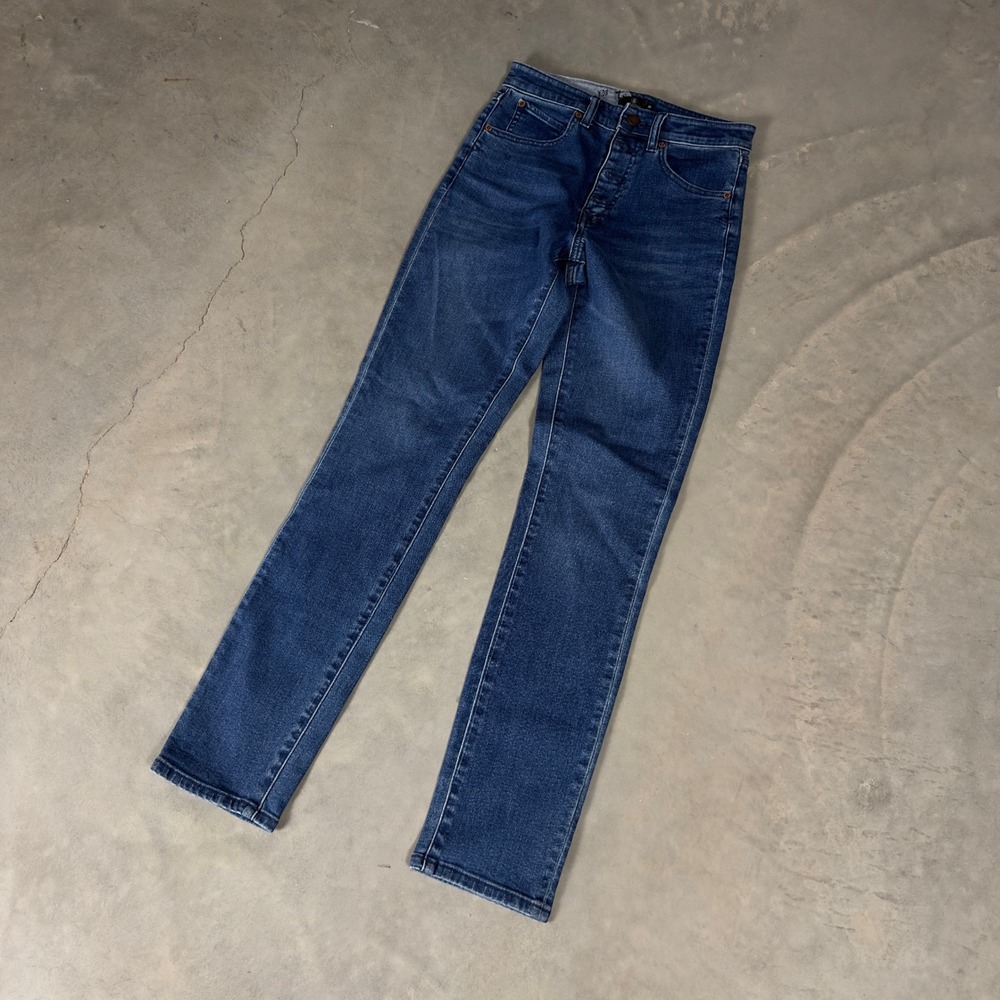 Volcom Straight Leg Jeans Womens 26 Dark Wash Blue‎ Skate Streetwear Skinny
